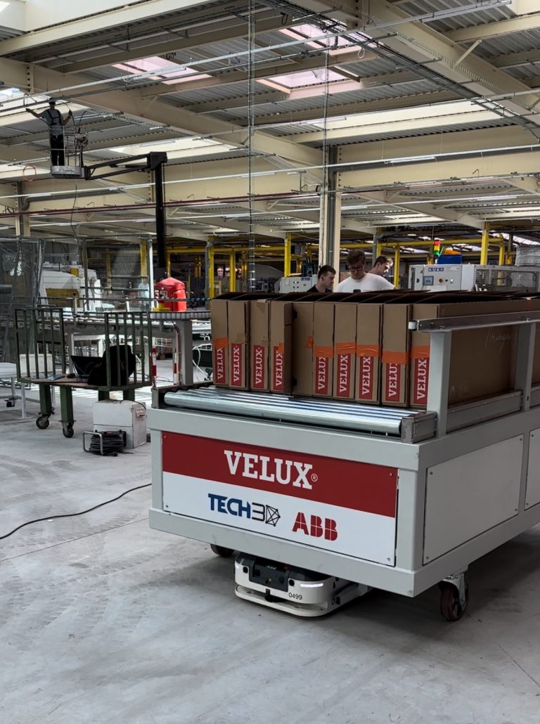 Robot mobile ABB T702 TECH3D VELUX